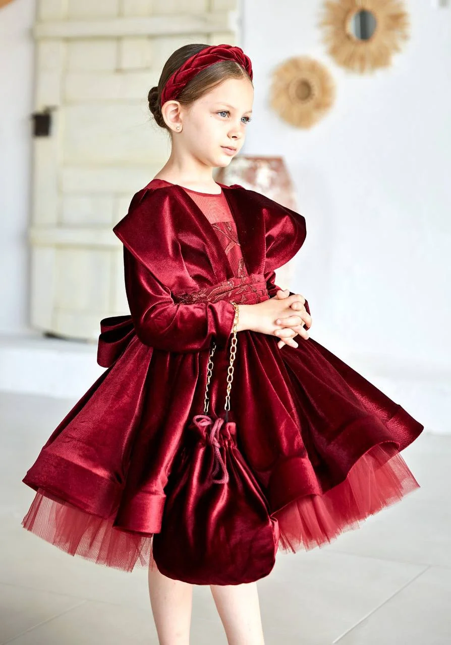 Velvet and chiffon girl’s dress