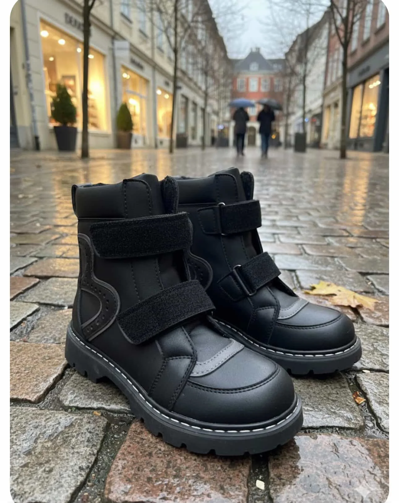 Black leather winter boots